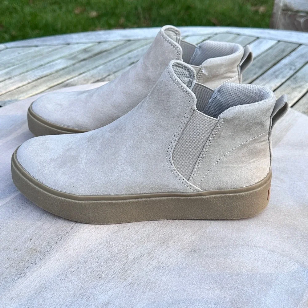 Dr. Scholl's Madison Womens Sneaker Boots Size 7.5 Taupe Microfiber Slip On